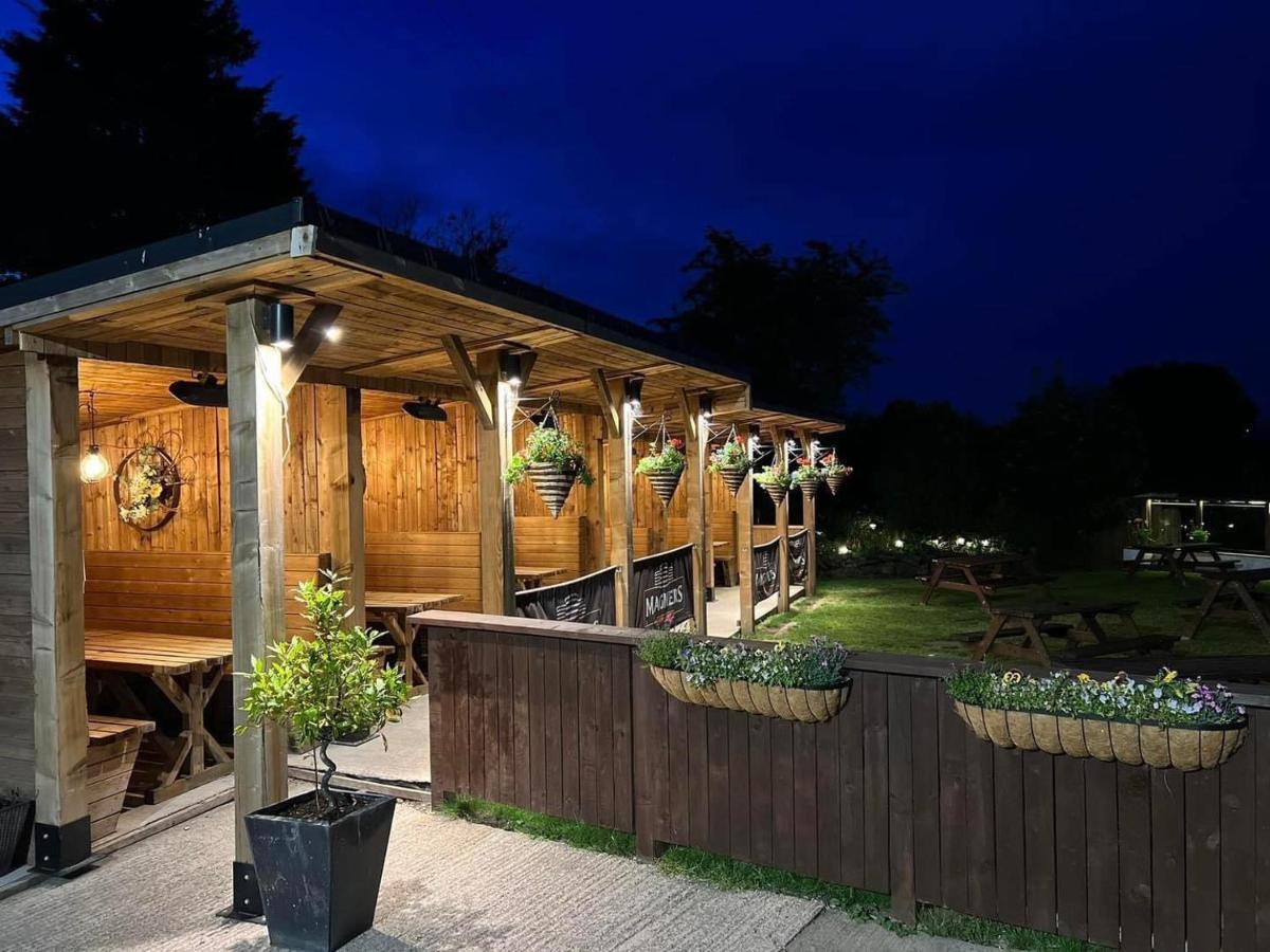 The Hinds Head Hotel Chorley  Exterior foto