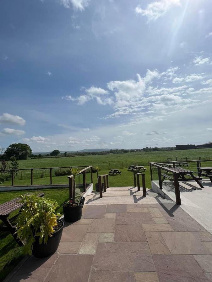 The Hinds Head Hotel Chorley  Exterior foto